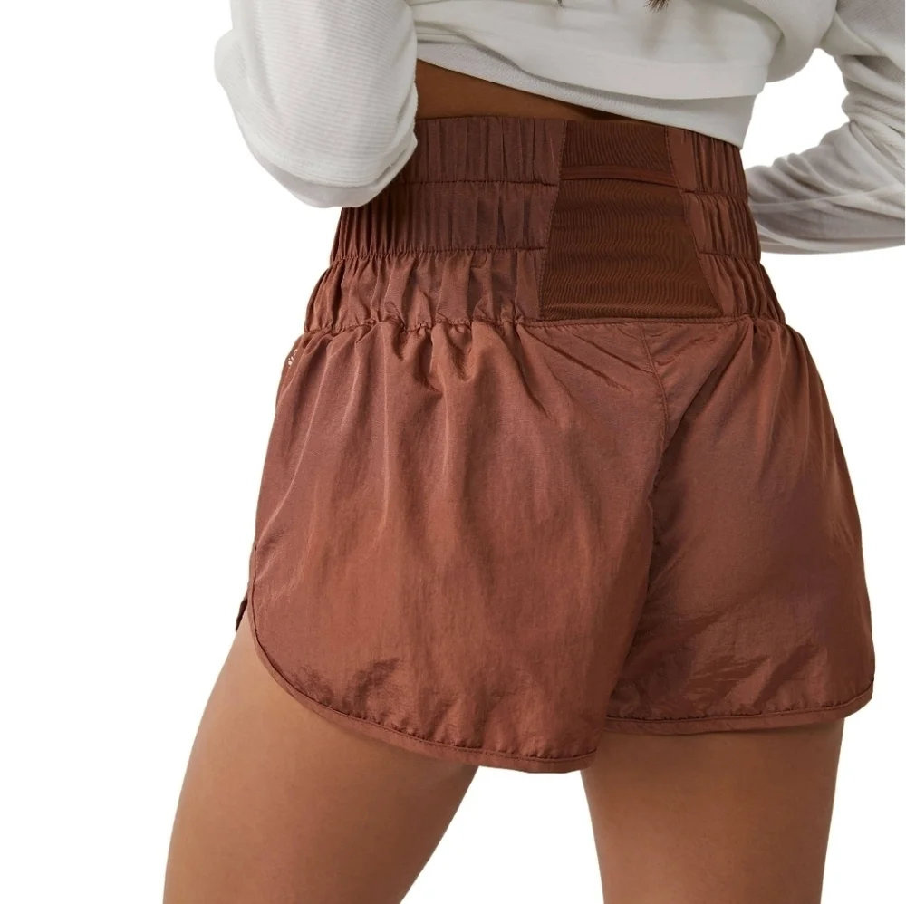 FREE PEOPLE MOVEMENT THE WAY HOME SHORT PERUVIAN WALNUT Size Medium - Picture 14 of 14